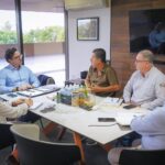 Gobierno de Sinaloa atiende necesidades de equipamiento de comerciantes del centro de Culiacán.