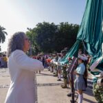 Gobernadora Graciela Domínguez encabeza izamiento por el 216 aniversario del inicio de la Guerra de Independencia.