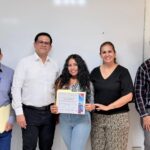 Mujeres pescadoras de El Jitzámuri se capacitan para transformar productos del mar en nuevos negocios.