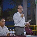 Antonio Menéndez anuncia escrituración gratuita para familias de la colonia Texas.