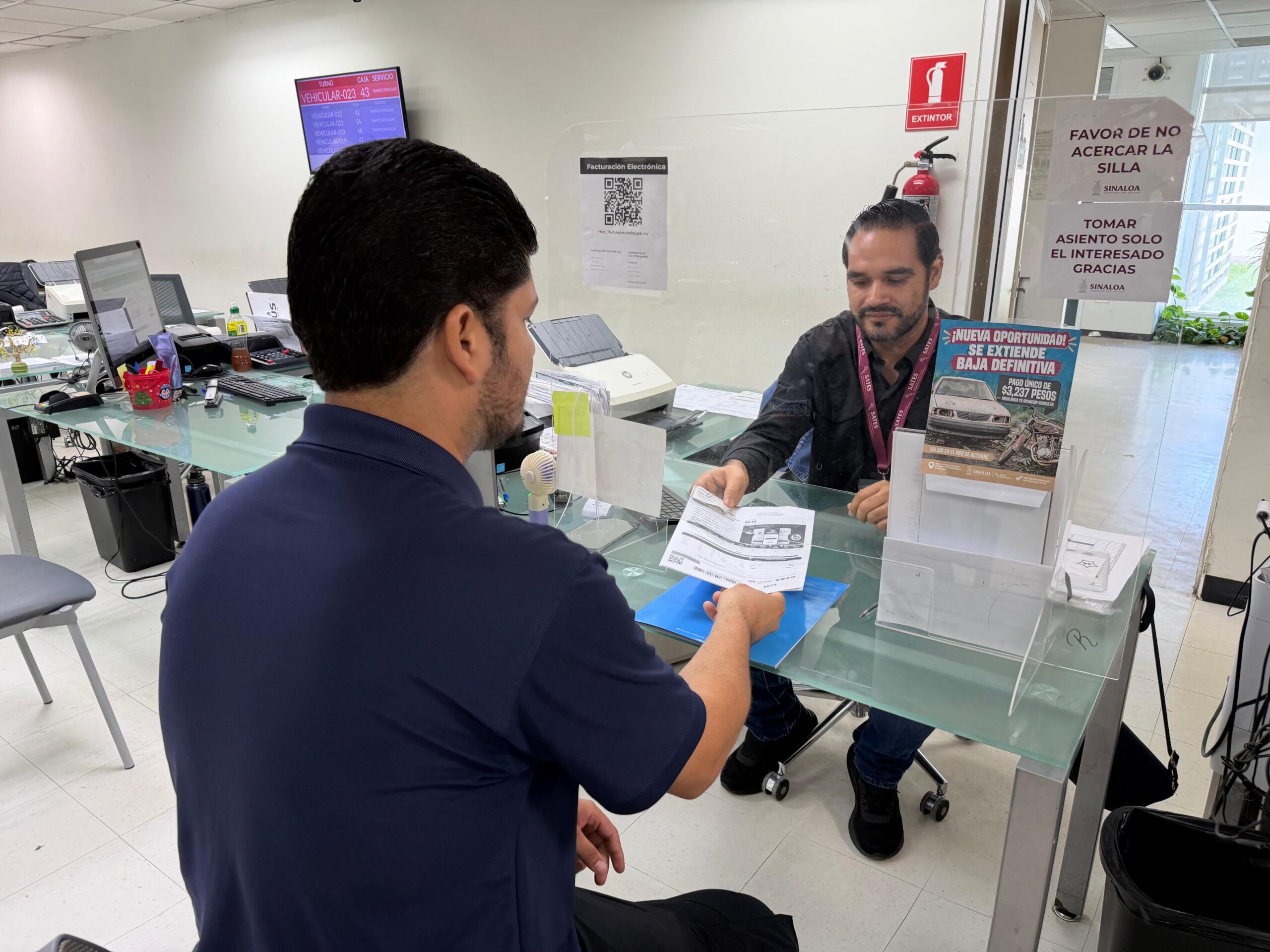 “SATES informa que las oficinas de recaudación estarán abiertas este día de muertos”.